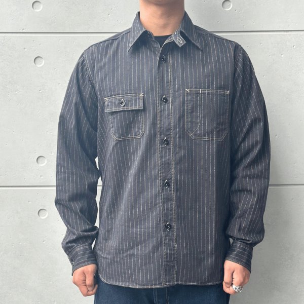 画像2: SUGAR CANE シュガーケーン SC29585 FICTION ROMANCE 8.5oz. BLACK WABASH STRIPE WORK SHIRT ブラックウォバッシュ ストライプワークシャツ ブラックの硫化染料でベース ドットストライプ ヴィンテージウェア (2)