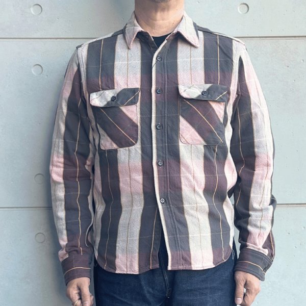 画像2: JELADO ジェラード JP12106 Unionworkers Shirt Short ユニオンワーカーズシャツ ショート ネルシャツ 別注ネル生地 定番 ヴィンテージ感 レギュラーサイズ 快適な着心地 保温性 ユーズド加工 (2)