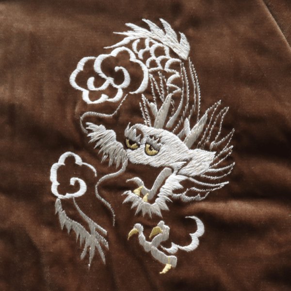 画像8: TAILOR TOYO テーラー東洋 TT15792-138 Mid 1950s Style Velveteen Souvenir Jacket “WHITE DRAGON” × “BLACK EAGLE” 別珍スーベニアジャケット 別珍 スカジャン 白龍 黒鷲リバーシブル 2トーン サテン生地 スーベニアジャケット 刺繍 (8)