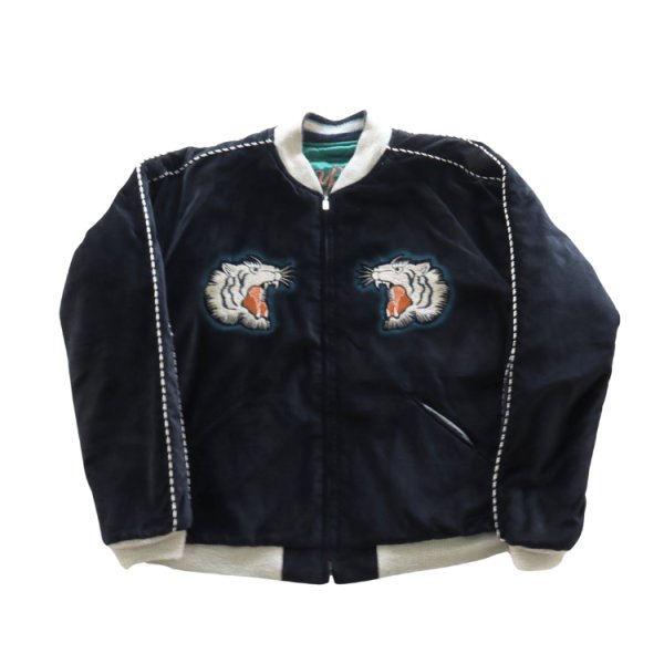画像6: TAILOR TOYO テーラー東洋 TT15809-119 Mid 1950s Style Velveteen × Acetate Quilted Souvenir Jacket “Stencil Paint” TOYO ENTERPRISE 60th Anniversary Special Edition “TIGER HEAD” × “EAGLE” 別珍スカジャン 白虎 鷲 リバーシブル スーベニアジャケット 刺繍 東洋エンタープライズ60周年記念 スペシャルエディション (6)