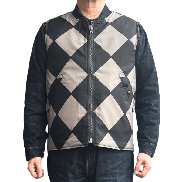 画像2: BUZZ RICKSON'S バズリクソンズ BR15811 WILLIAM GIBSON COLLECTION BLACK LINE CREWMAN VEST (MOD.) REVERSIBLE ウィリアムギブソンコレクション ブラックラインクルーマンベスト リバーシブル ベスト リバーシブル ラインクルーマン ミリタリー 小説家 ウィリアムギブソン ブラックシリーズ (2)