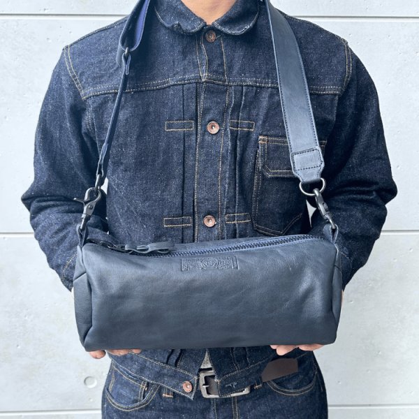 画像3: BUTLER VERNER SAILS バトラーバーナーセイルズ  Horse Roll Shoulder JA-1059-33  馬革ロールショルダーバッグ 馬革 素上げ ホースレザー ワンショルダー ボディバッグ 日本製 madeinjapan (3)